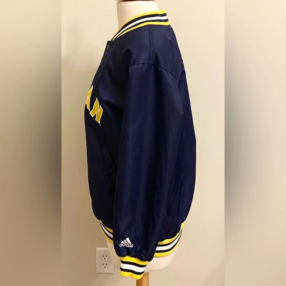 Adidas Men’s Michigan Wolverine Vintage Blue Yellow Nylon Snap Jacket Size 14/16
